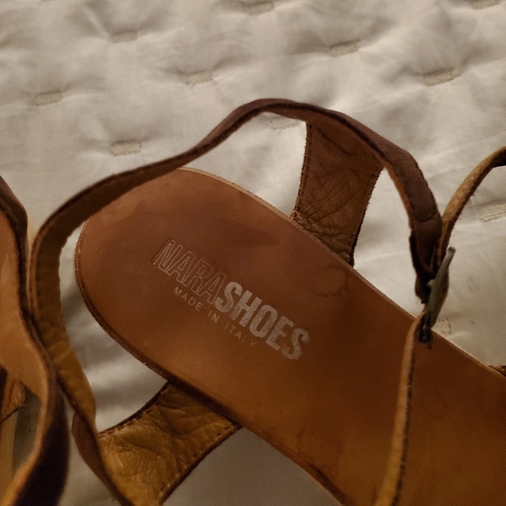 Shoes - Picture 4 of 4